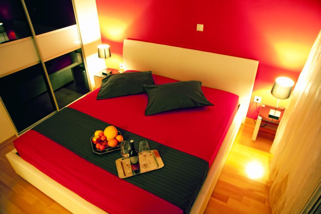 Apartment Vedran โปดสตรานา ภายนอก รูปภาพ