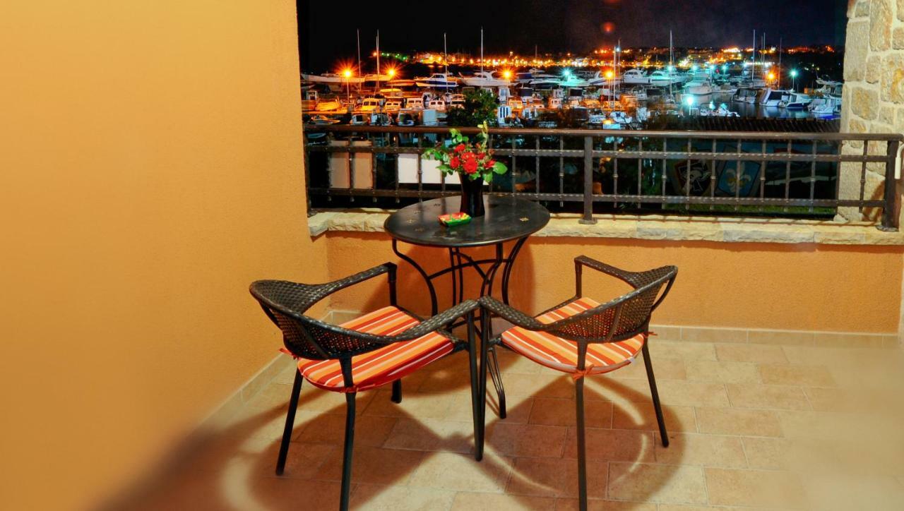Apartment Vedran โปดสตรานา ภายนอก รูปภาพ